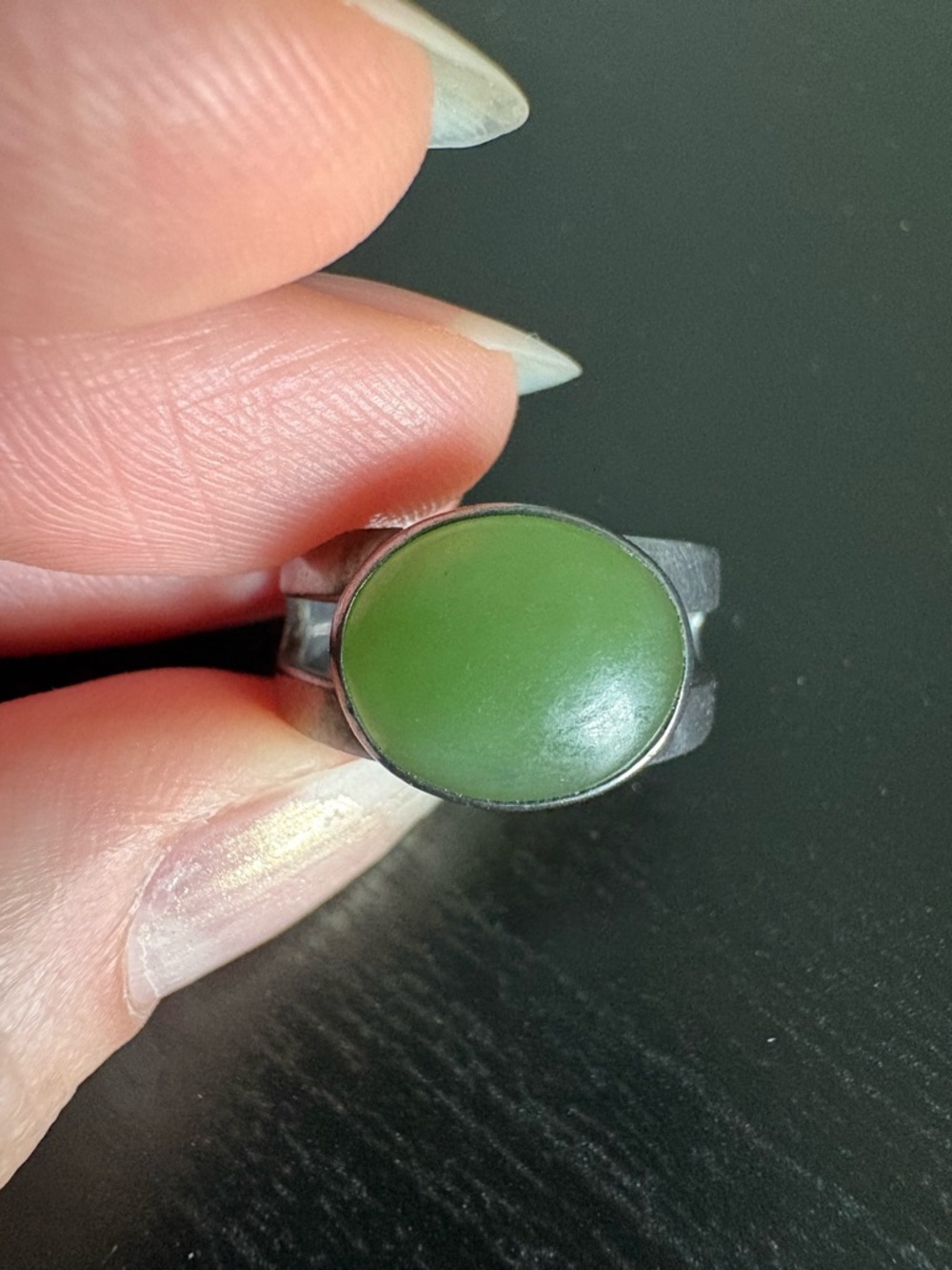 Vintage Sterling Green Gemstone Ring - Picture 6 of 8